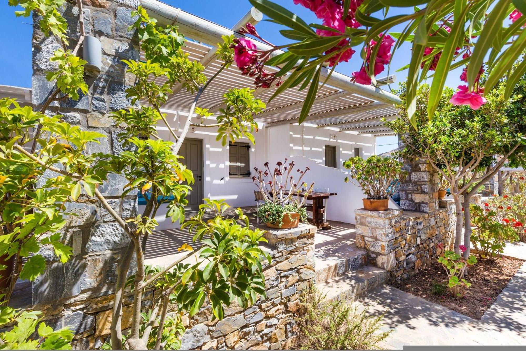 Harama Hotel Schinousa Schoinoussa 외부 사진