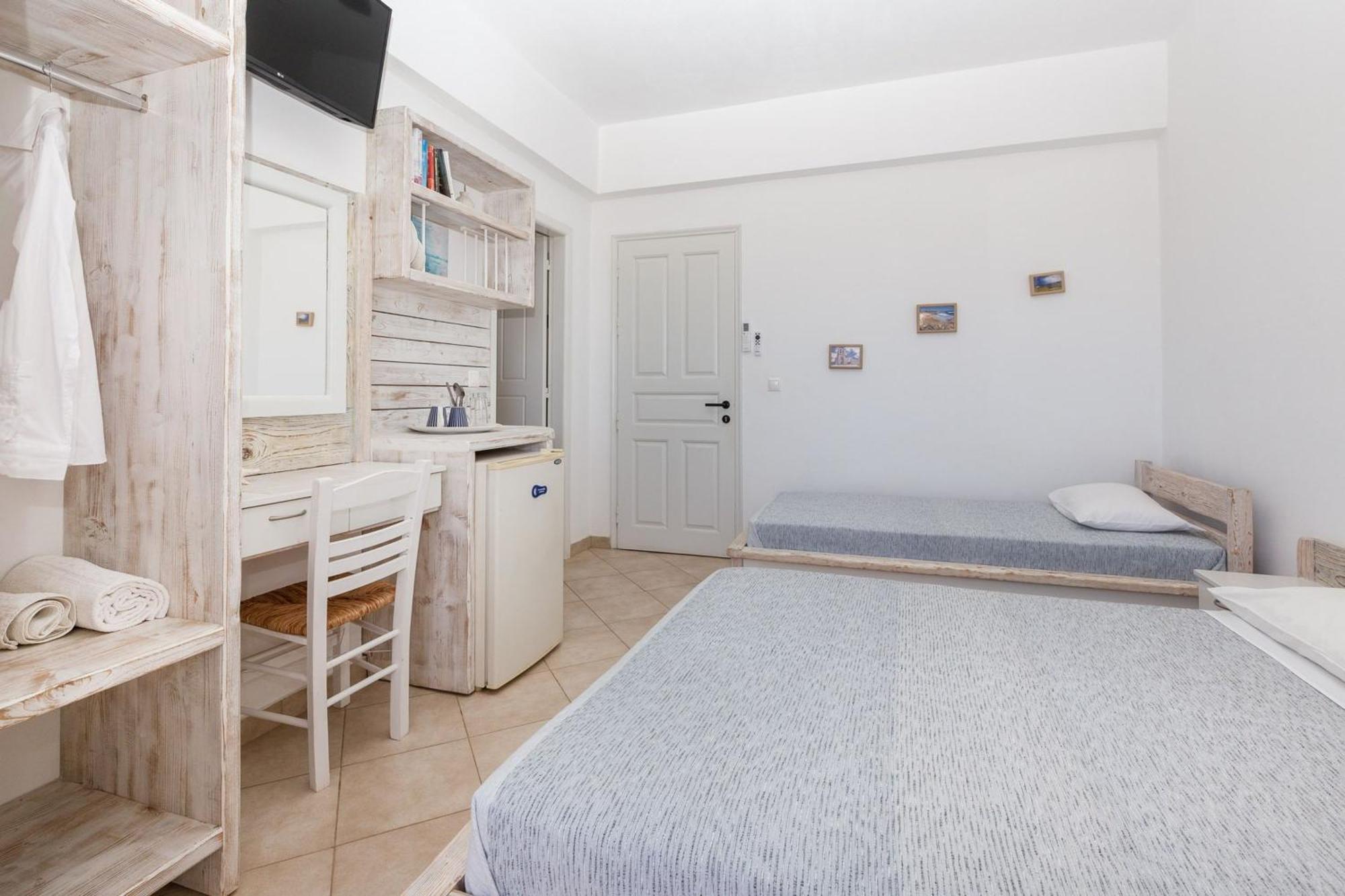 Harama Hotel Schinousa Schoinoussa 외부 사진