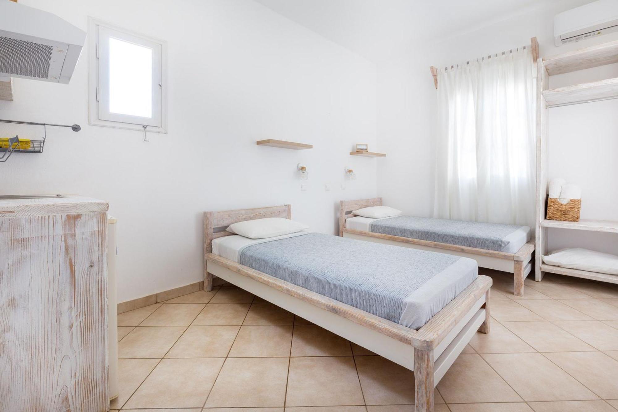 Harama Hotel Schinousa Schoinoussa 외부 사진