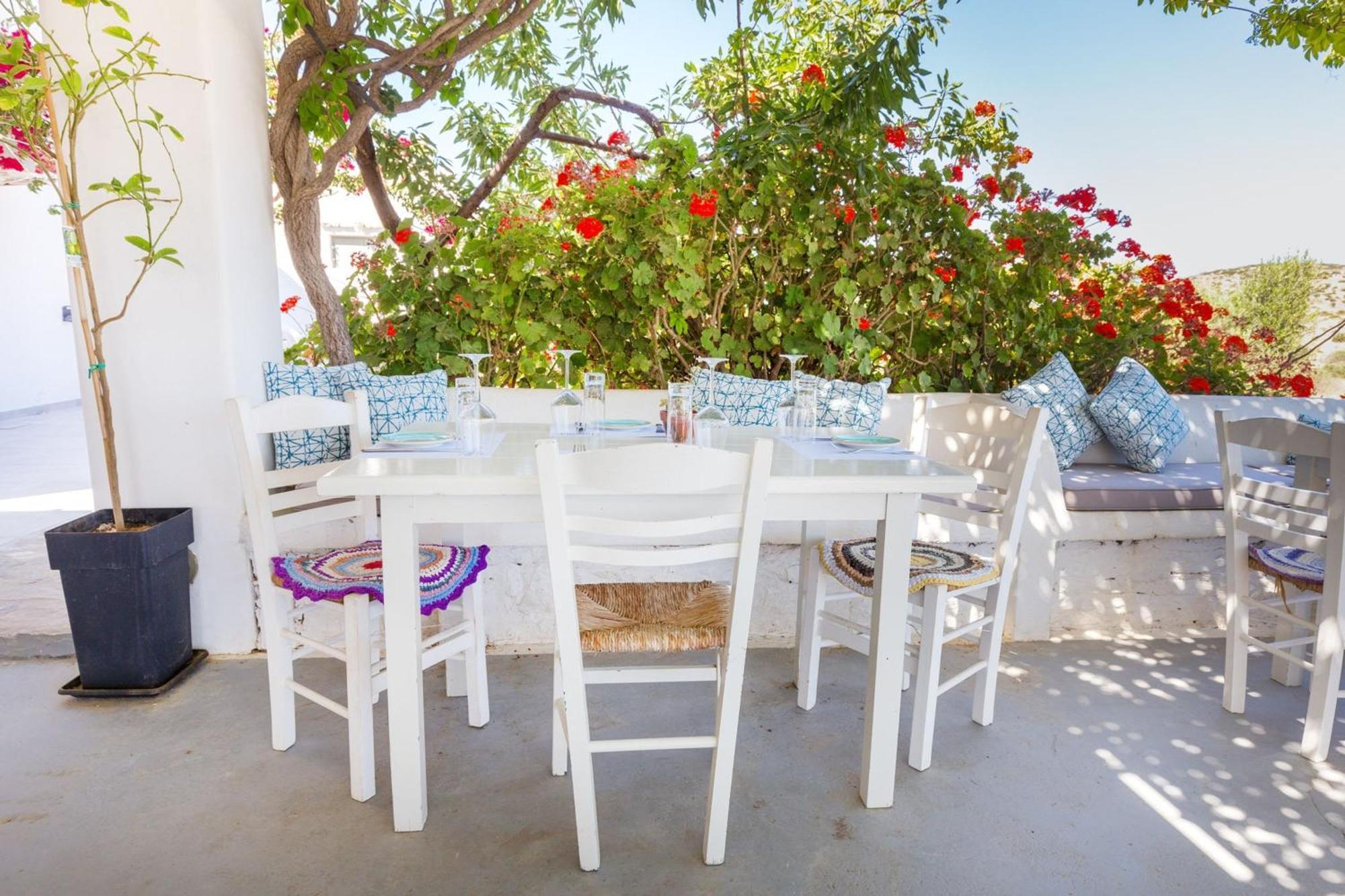 Harama Hotel Schinousa Schoinoussa 외부 사진